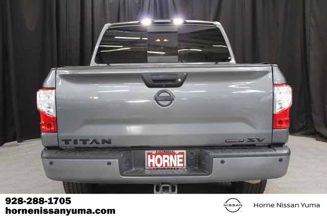 Used 2019 Nissan Titan SV w/ SV Convenience Package RWD image 15