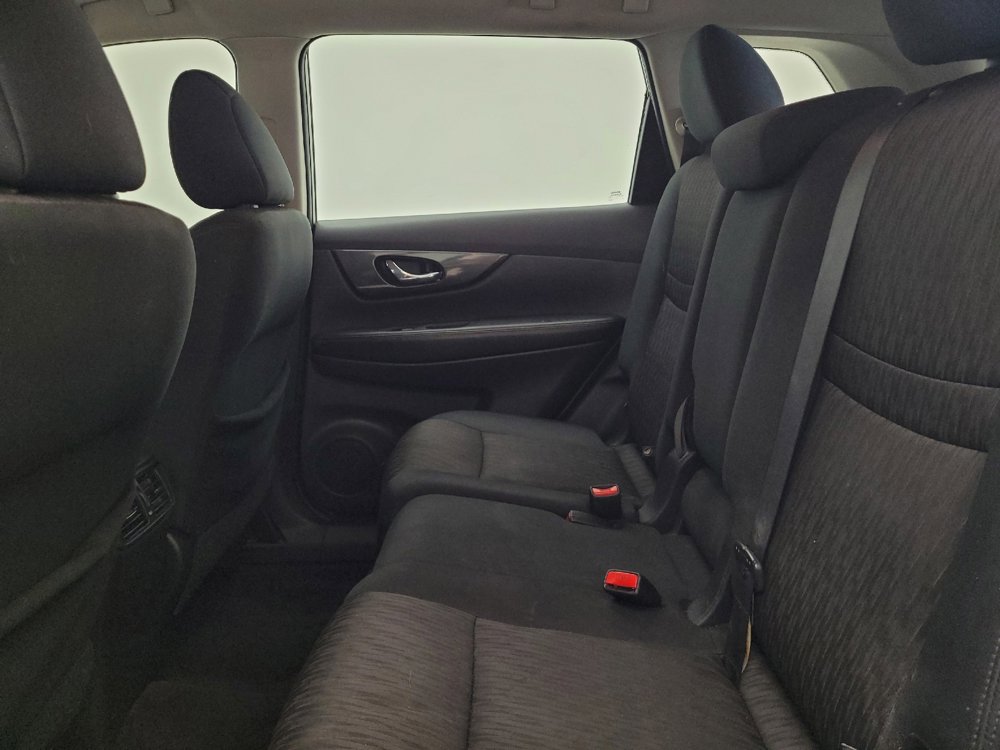Used 2017 Nissan Rogue S AWD/4WD image 18