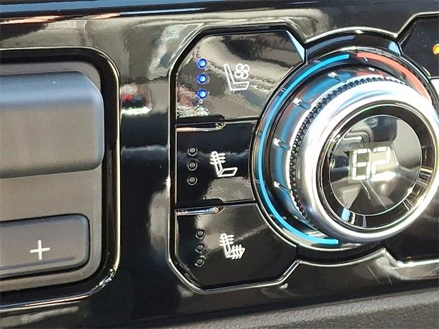 New 2026 GMC Sierra 1500 SLT w/ SLT Premium Package image 17