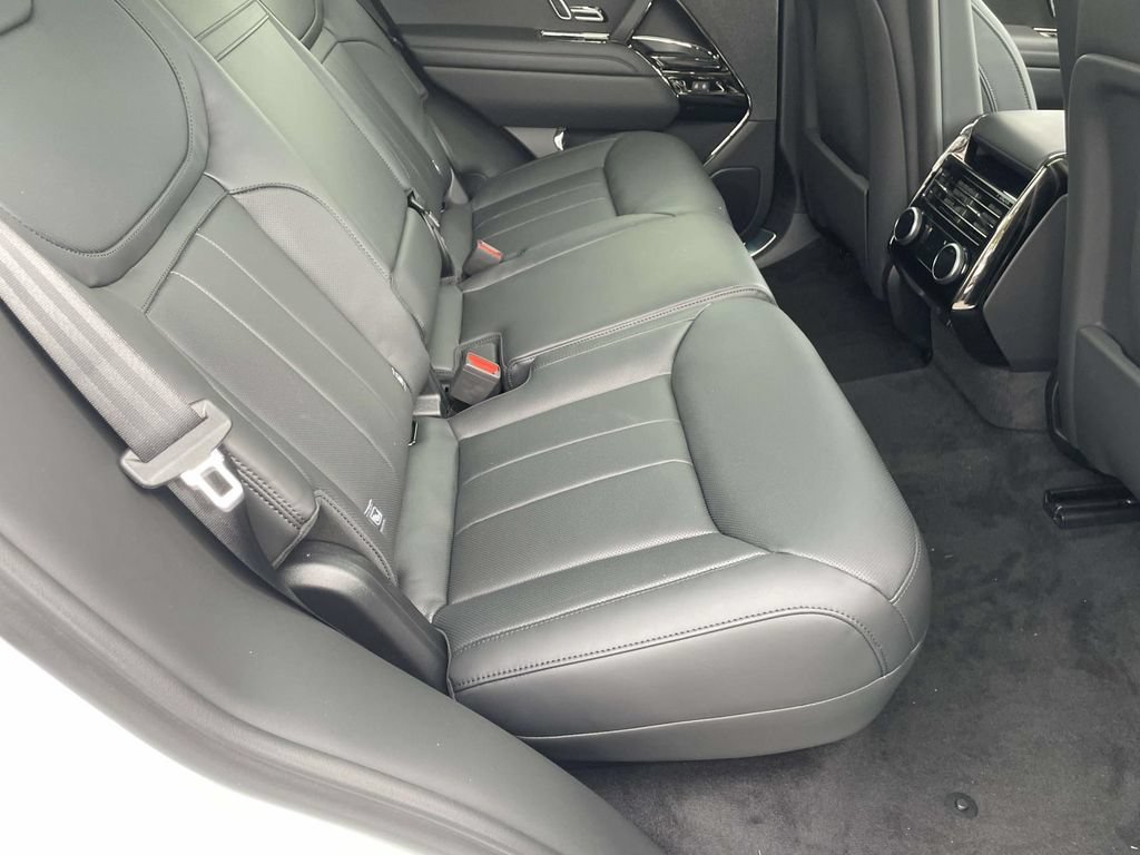 New 2026 Land Rover Range Rover Sport Dynamic SE AWD/4WD image 18