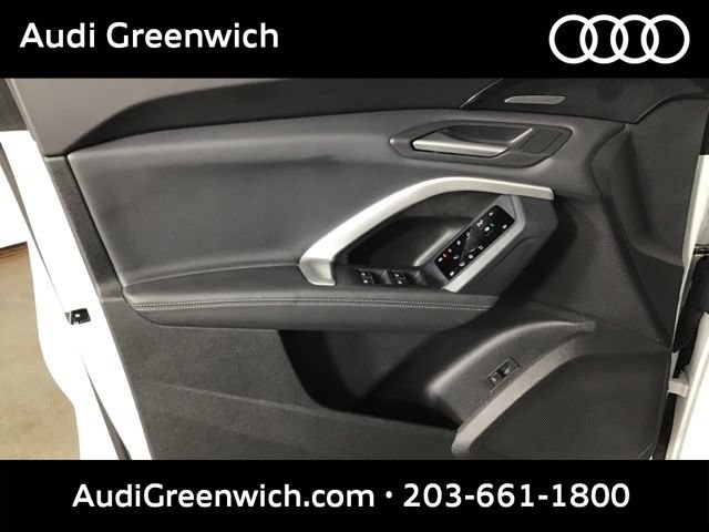 Certified 2025 Audi Q5 Premium Plus w/ Premium Plus AWD/4WD image 11