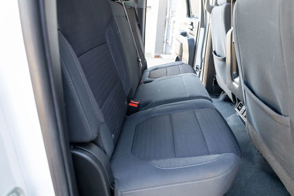 Used 2022 Chevrolet Silverado 2500 LT w/ Convenience Package image 12