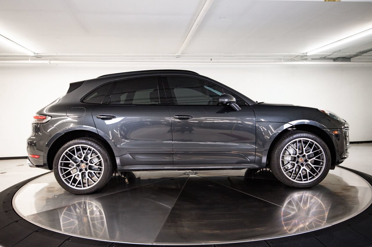Certified 2021 Porsche Macan Turbo AWD/4WD image 8