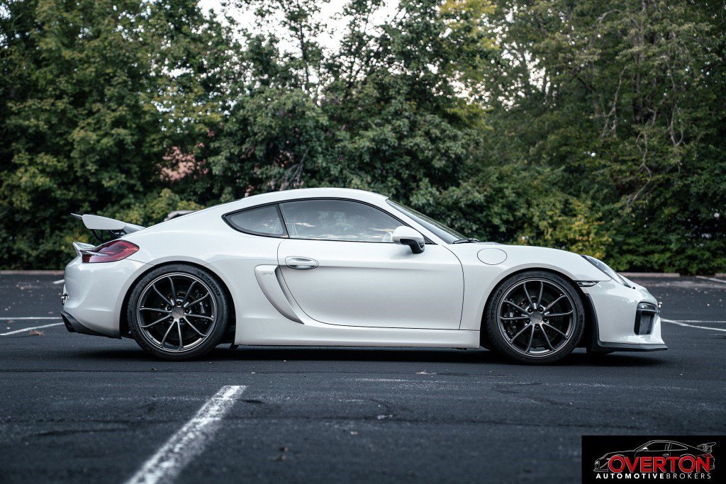 Used 2016 Porsche Cayman GT4 RWD image 2