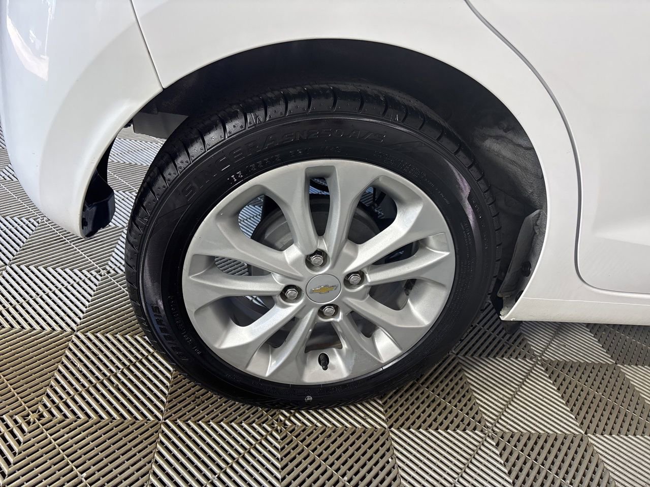 Used 2021 Chevrolet Spark LT image 30