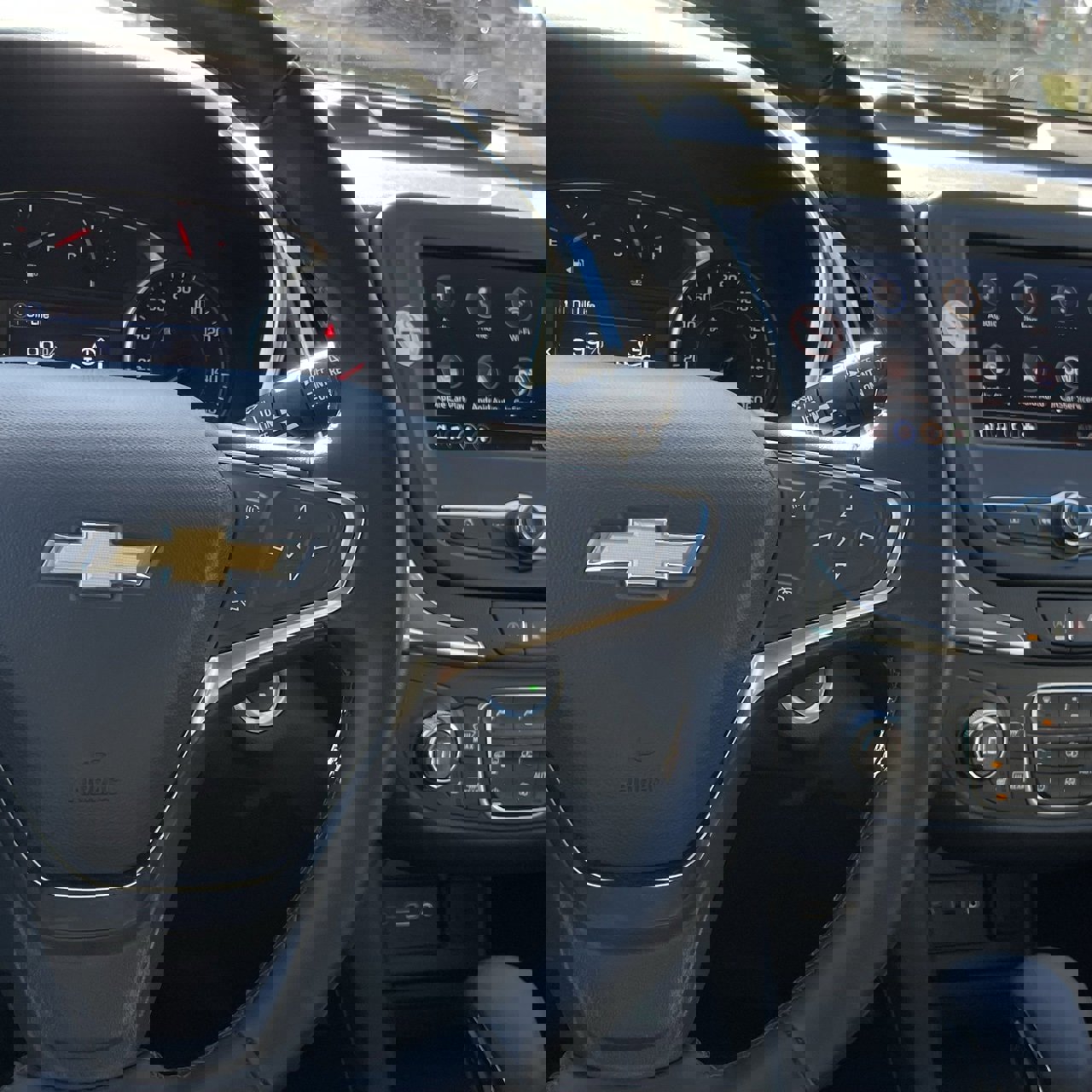 Used 2024 Chevrolet Equinox LT image 14