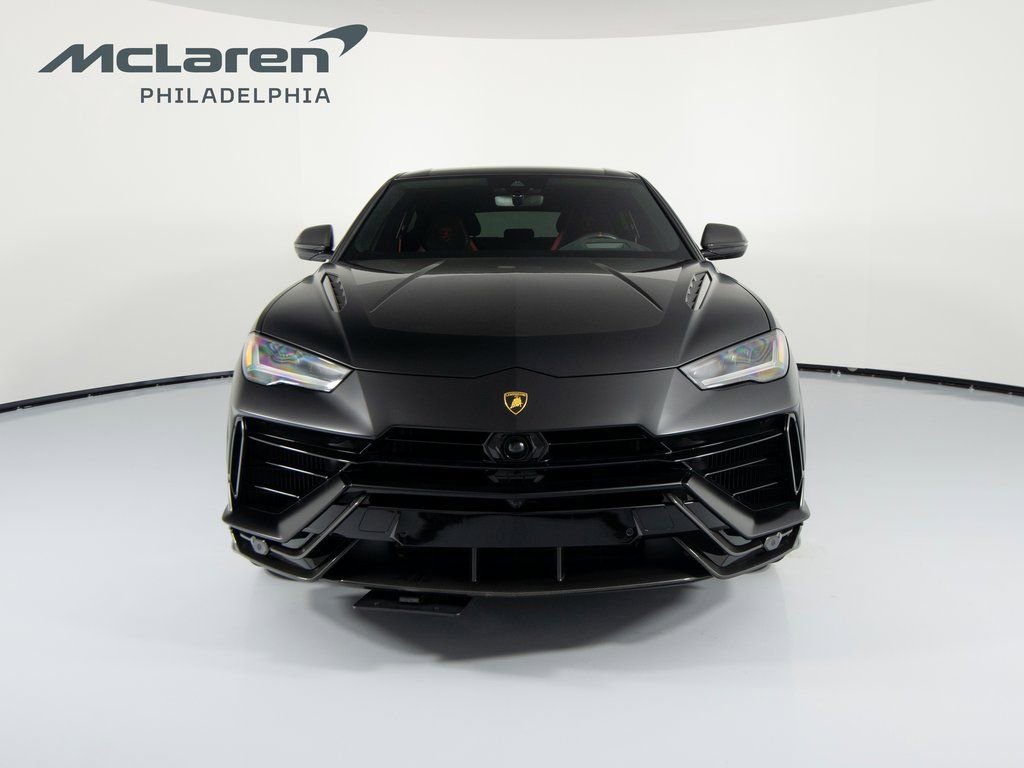 Used 2023 Lamborghini Urus Performante image 2