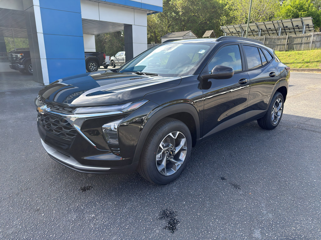 New 2026 Chevrolet Trax LT video 1