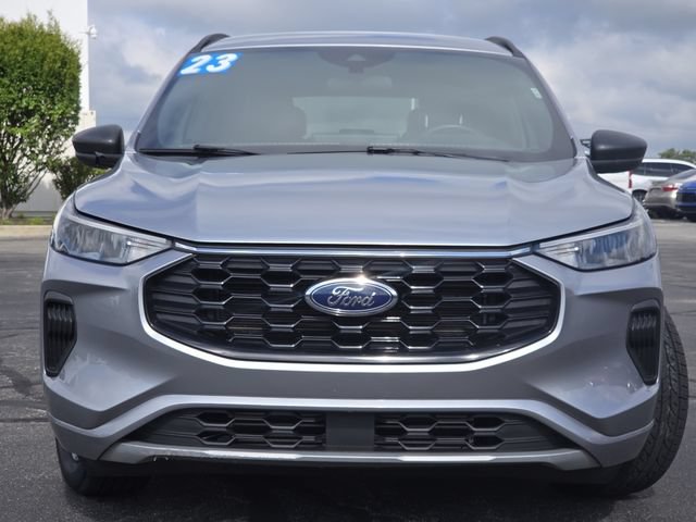 Used 2023 Ford Escape ST-Line w/ Tech Pack #1 FWD image 11