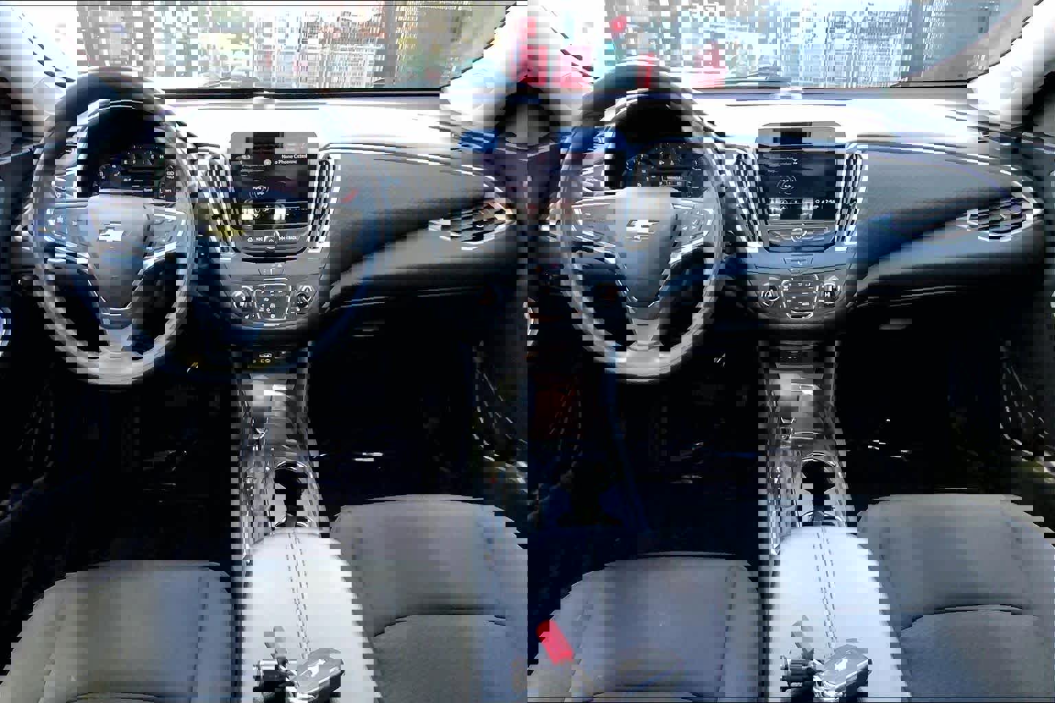 Used 2022 Chevrolet Malibu LT image 15