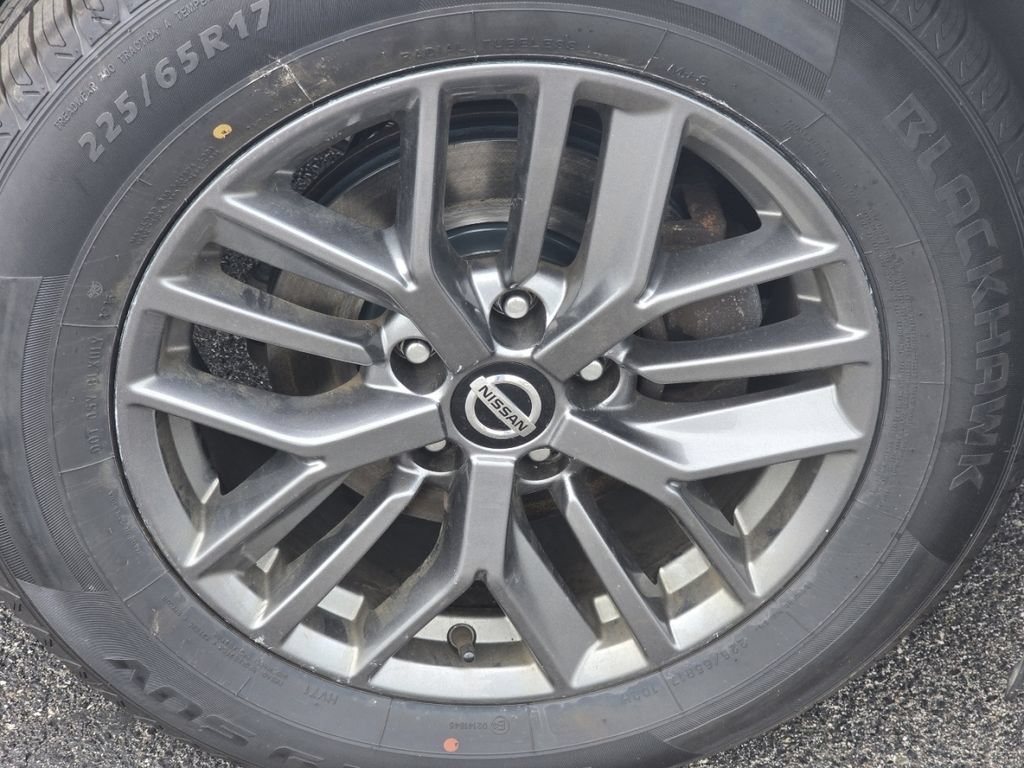 Used 2021 Nissan Rogue S AWD/4WD image 7