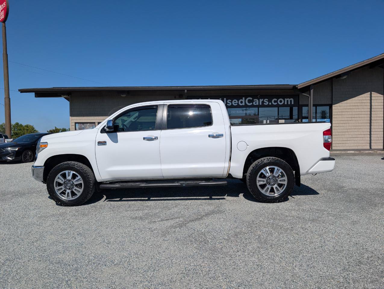 Used 2019 Toyota Tundra 1794 Edition AWD/4WD image 11