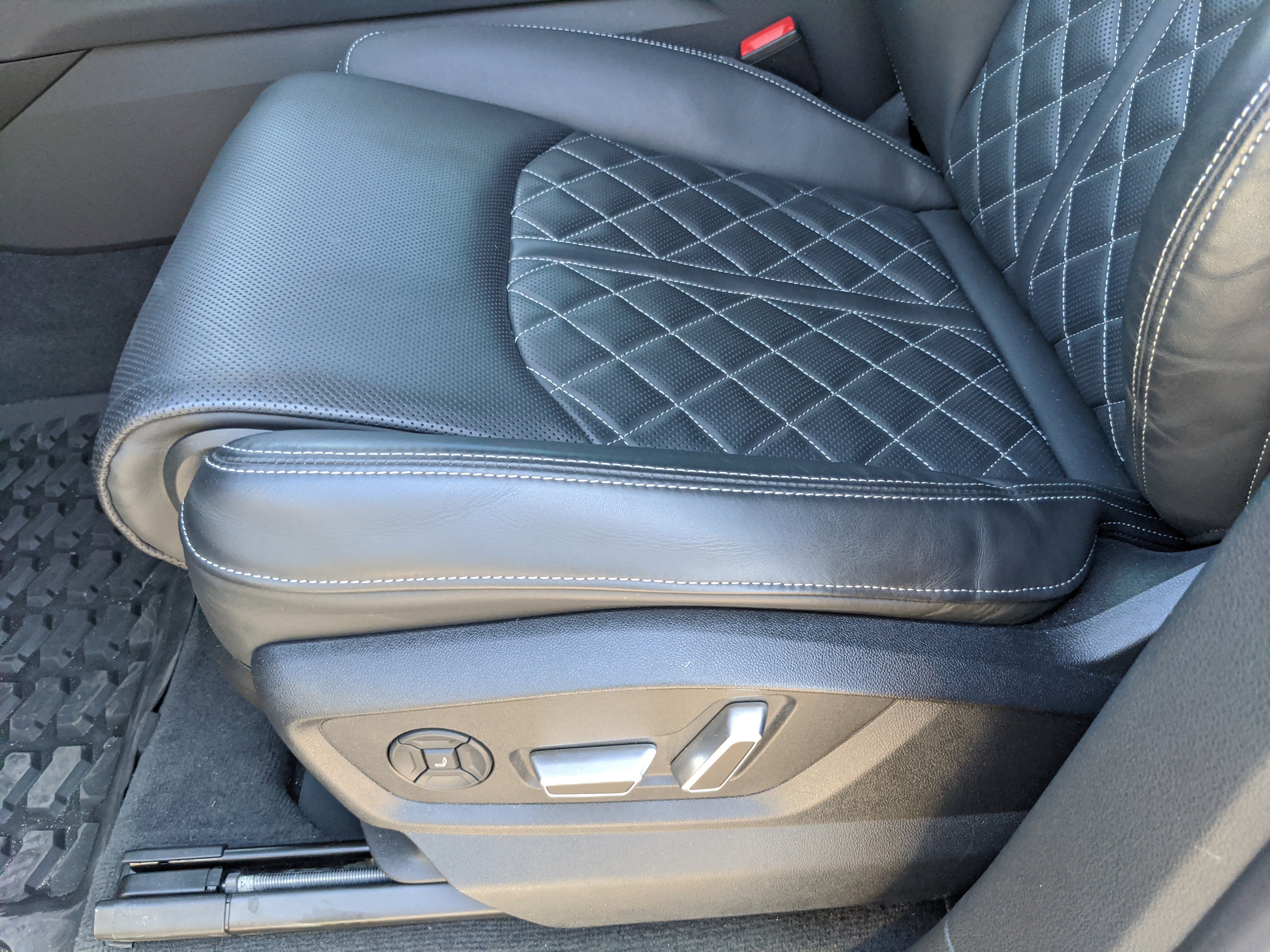 Used 2024 Audi SQ8 Prestige image 24