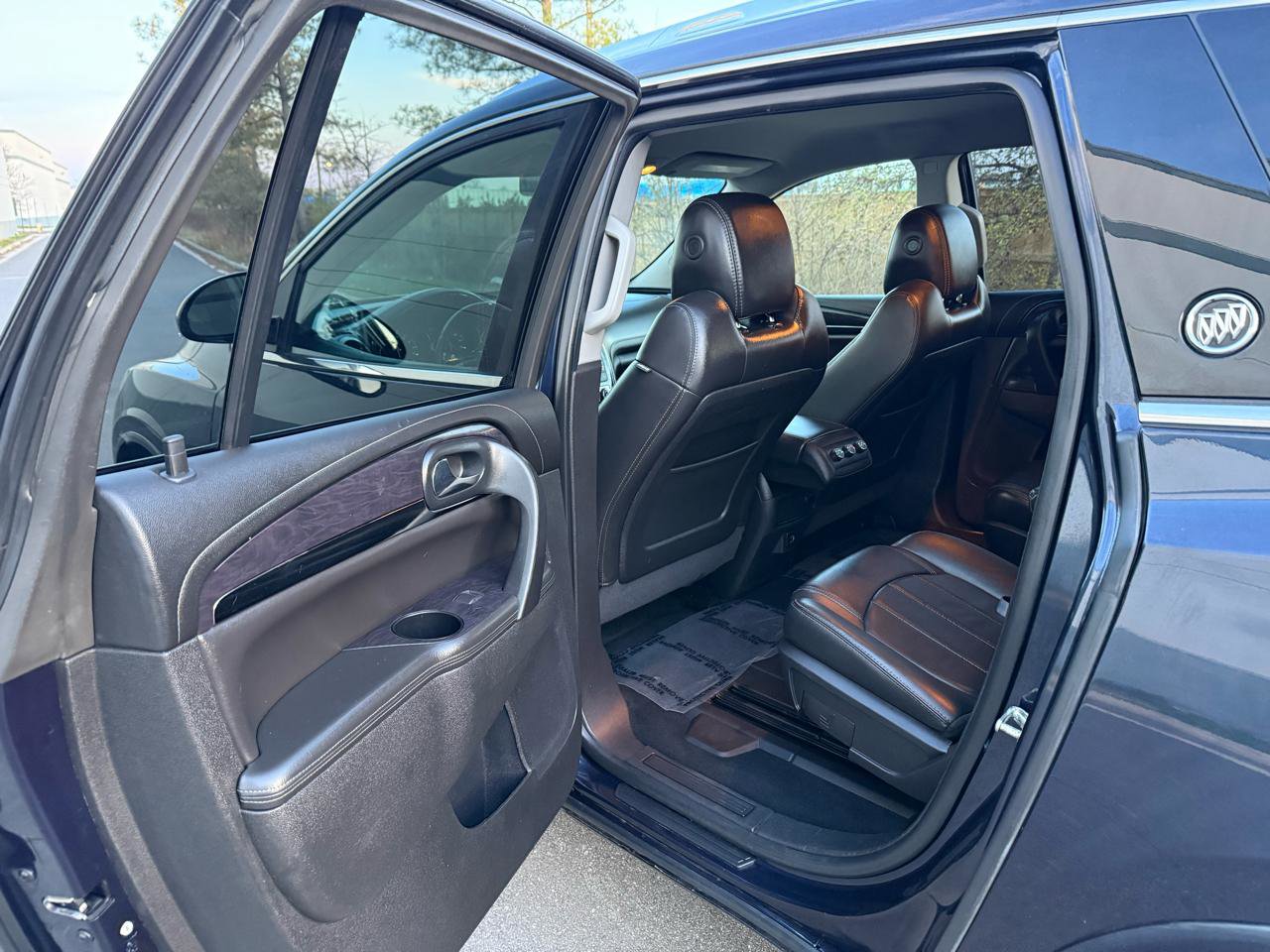 Used 2016 Buick Enclave Leather image 16