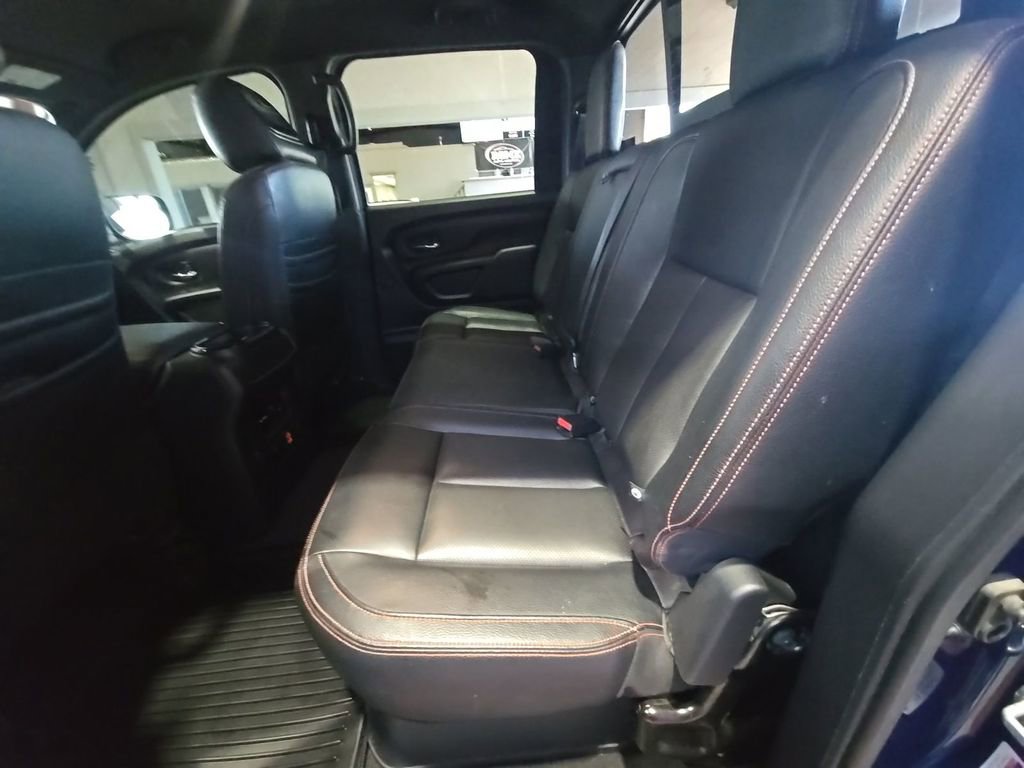 Used 2021 Nissan Titan PRO-4X w/ Pro-4x Convenience Package image 4