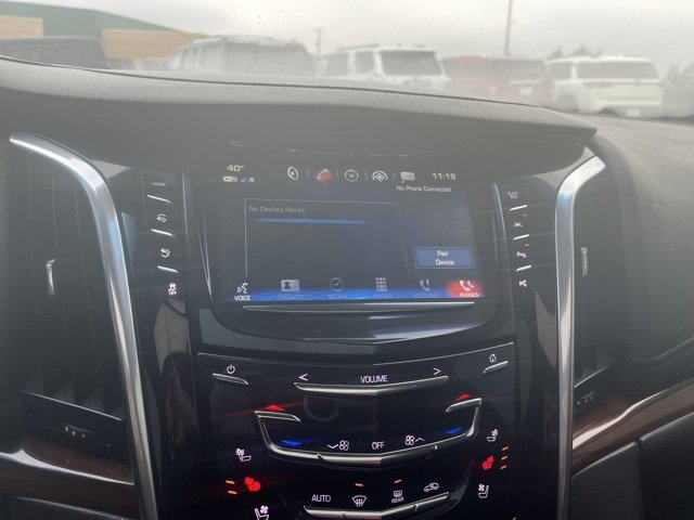 Used 2019 Cadillac Escalade ESV Luxury image 41