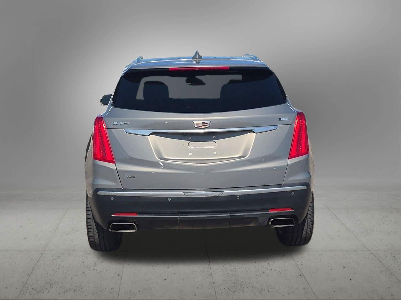 Used 2018 Cadillac XT5 Premium Luxury AWD/4WD image 5