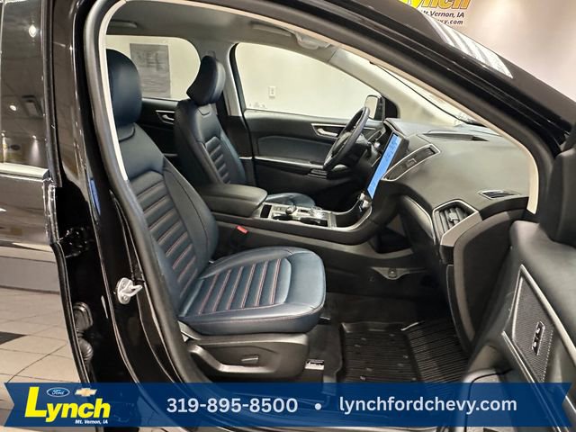 Used 2023 Ford Edge SEL w/ Sport Appearance Package image 6