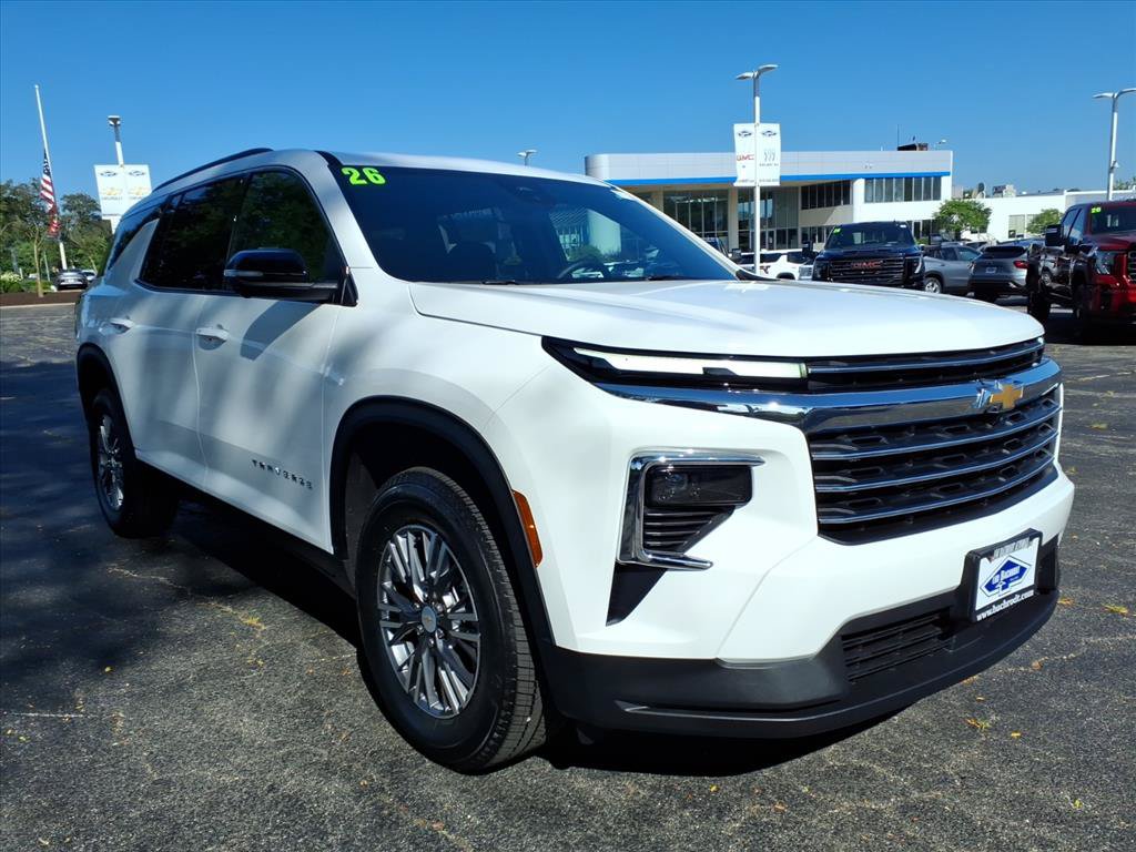 Used 2026 Chevrolet Traverse LT w/ Driver Confidence Package