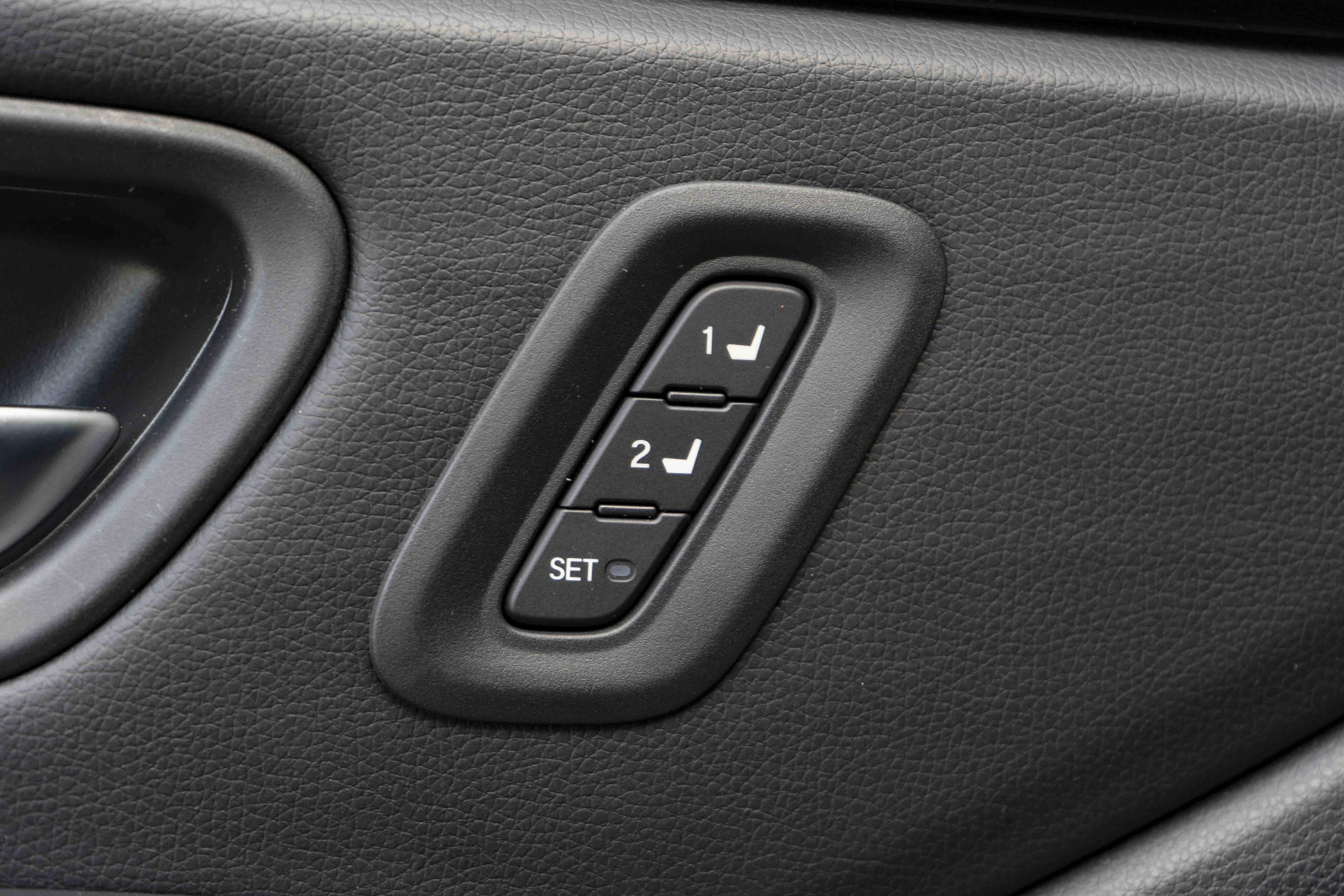 Used 2023 Honda Pilot EX-L image 39