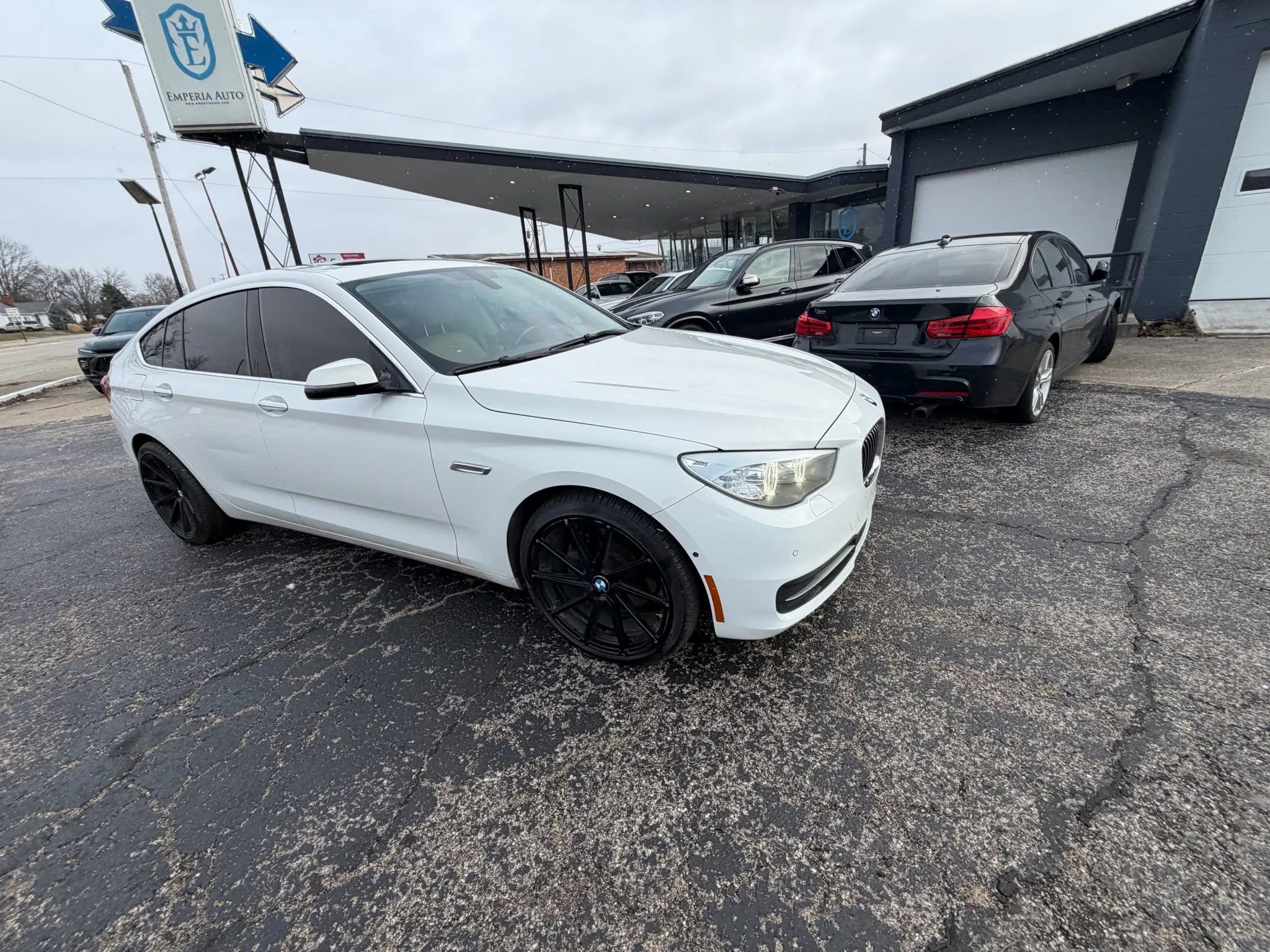 Used 2014 BMW 535i Gran Turismo xDrive image 8