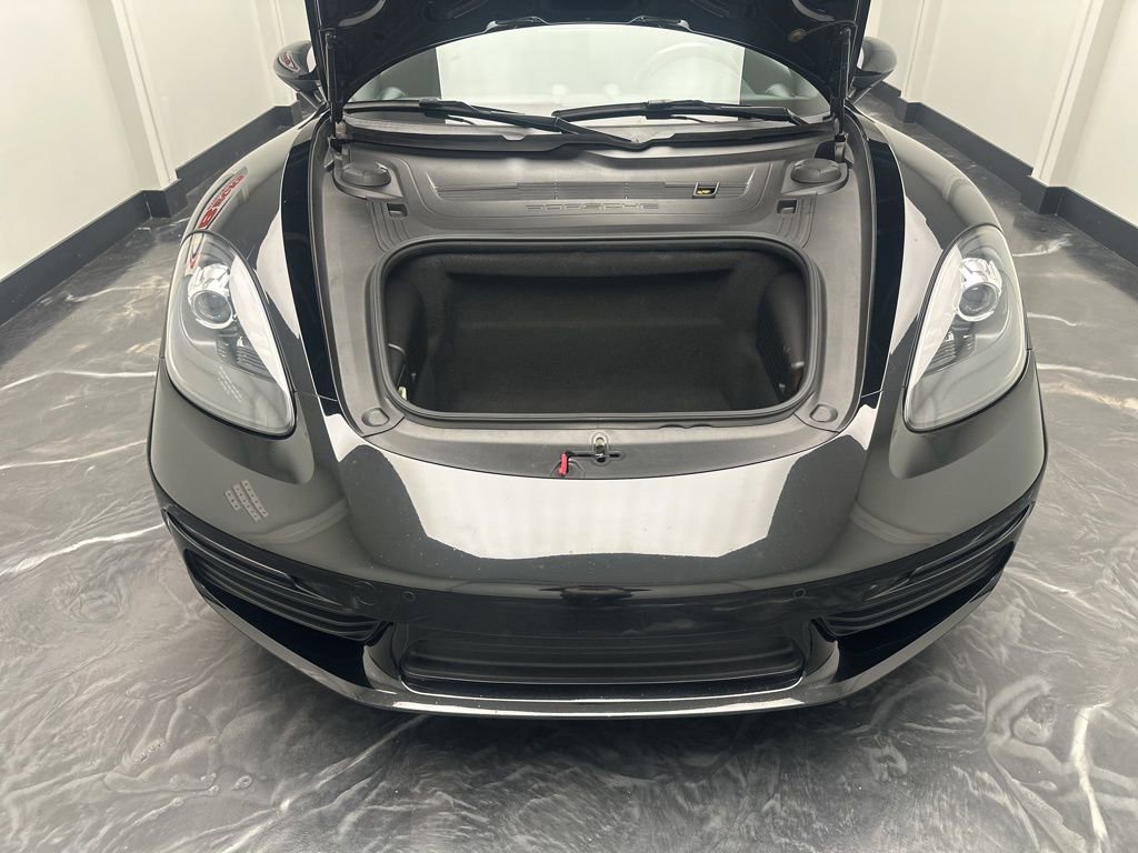 Used 2019 Porsche 718 Cayman image 21