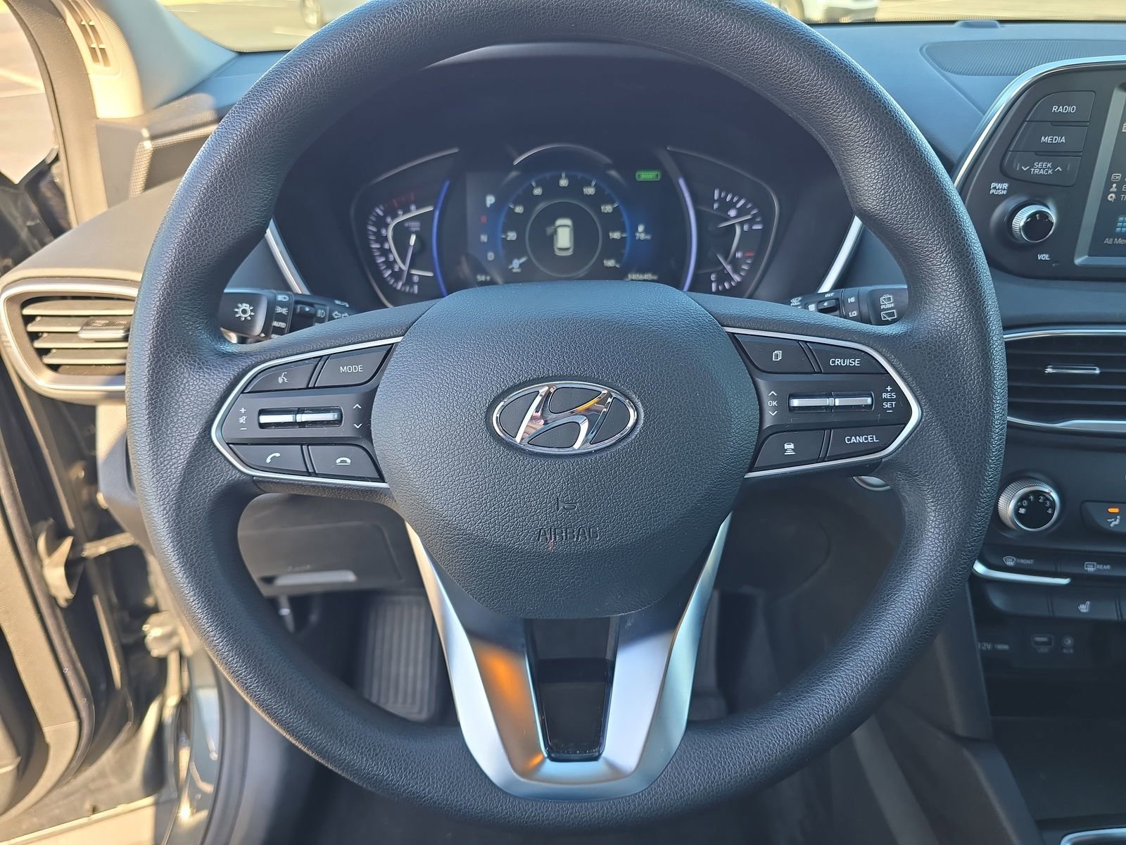 Used 2020 Hyundai Santa Fe SEL image 24