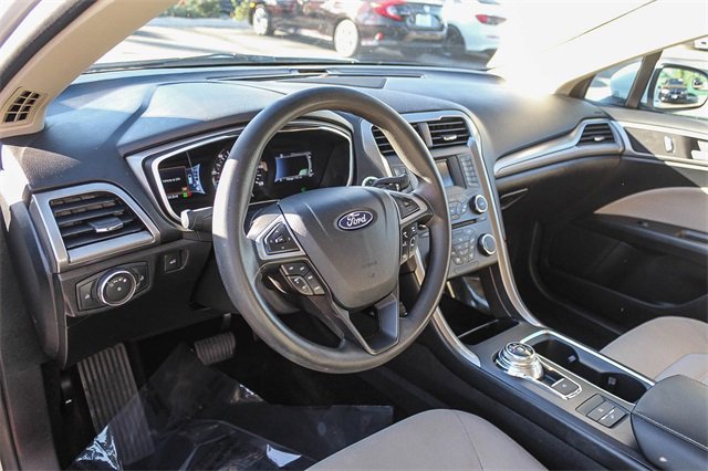 Used 2018 Ford Fusion S image 24
