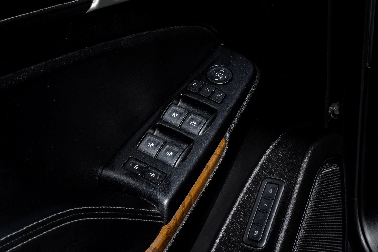 Used 2020 GMC Yukon Denali w/ Denali Ultimate Package image 48