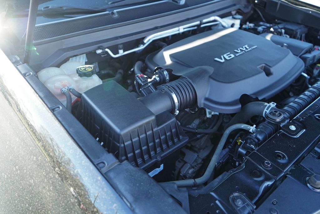 Used 2019 Chevrolet Colorado Z71 w/ Z71 Midnight Edition image 30