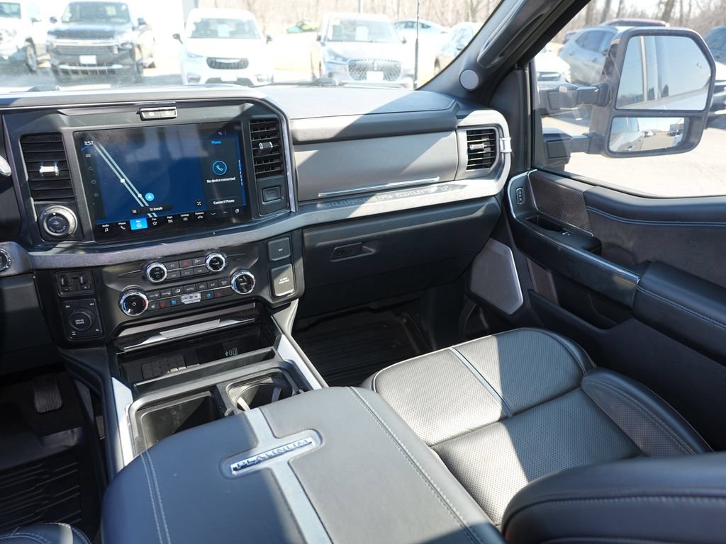 Used 2025 Ford F350 Platinum w/ FX4 Off-Road Package AWD/4WD image 21