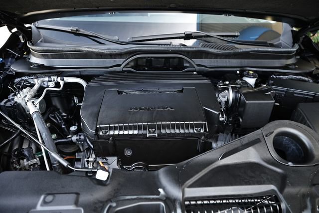 Certified 2025 Honda Pilot EX-L image 30