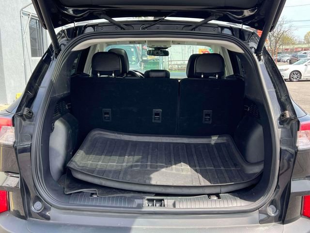 Used 2022 Ford Escape Titanium w/ Titanium Elite Package AWD/4WD image 10