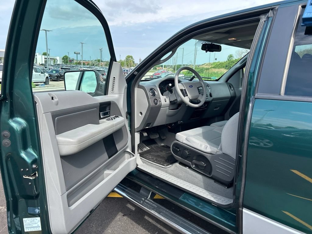 Used 2008 Ford F150 XLT AWD/4WD image 9