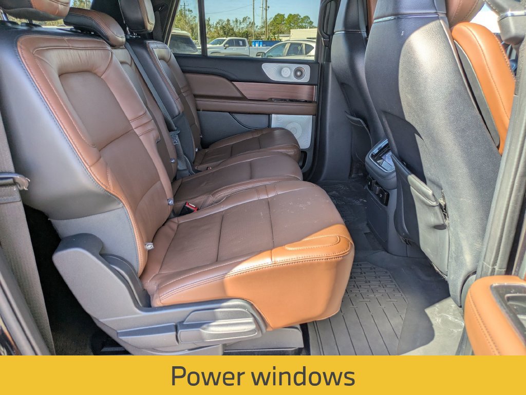 Used 2023 Lincoln Navigator L Reserve RWD image 27