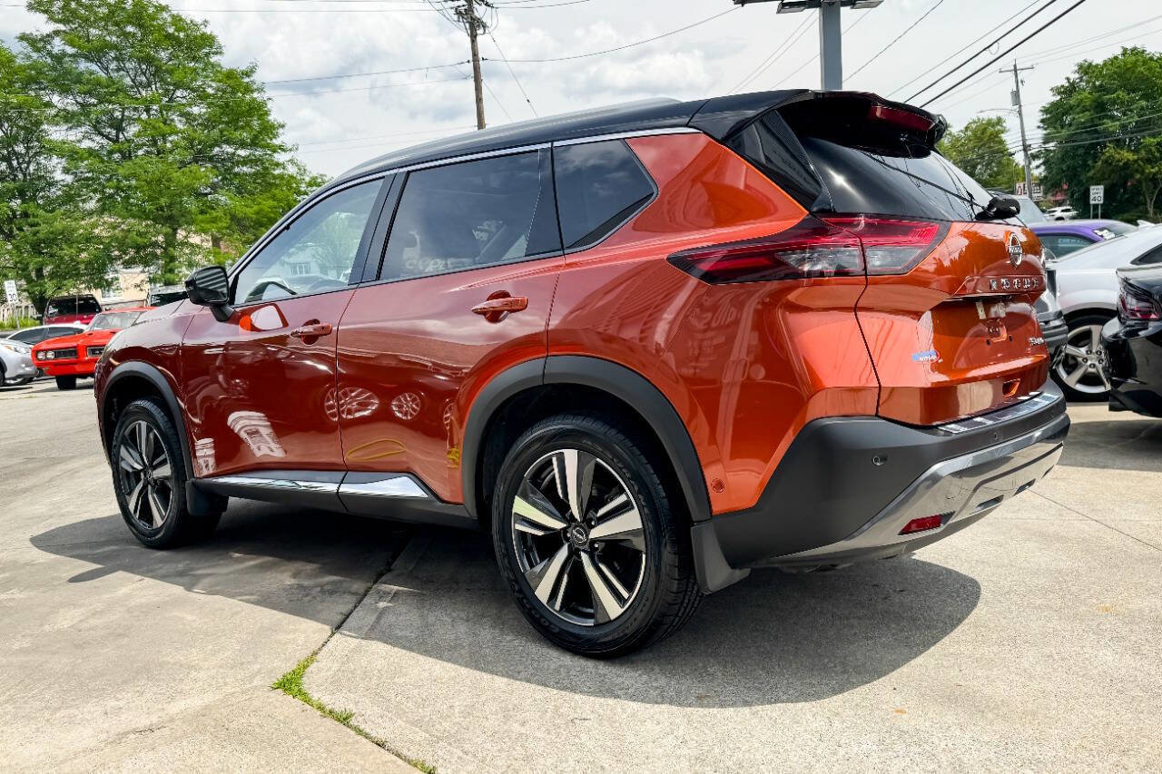 Used 2022 Nissan Rogue SL w/ SL Premium Package image 5