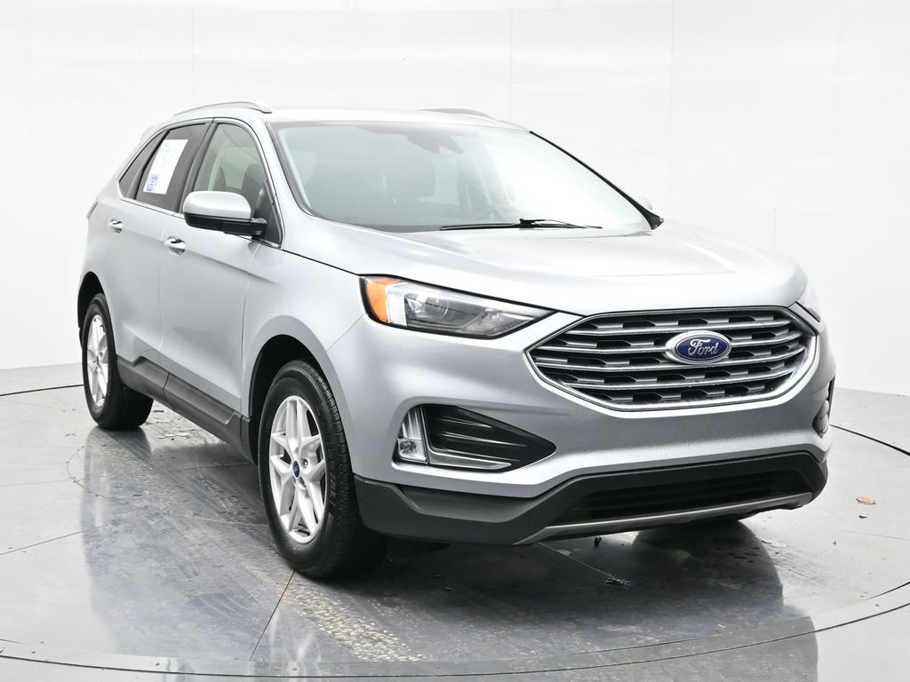 Used 2022 Ford Edge SEL w/ Convenience Package image 3