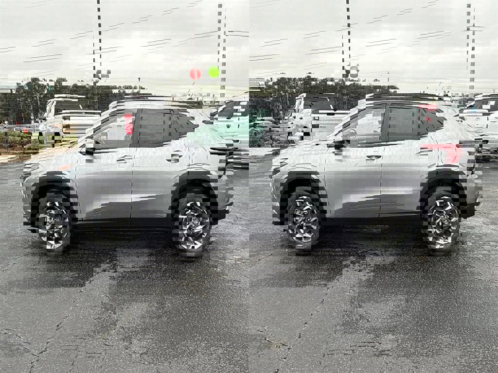 New 2026 Chevrolet Trax LT w/ Driver Confidence Package image 9