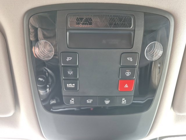 Used 2026 Kia Carnival EX FWD image 36
