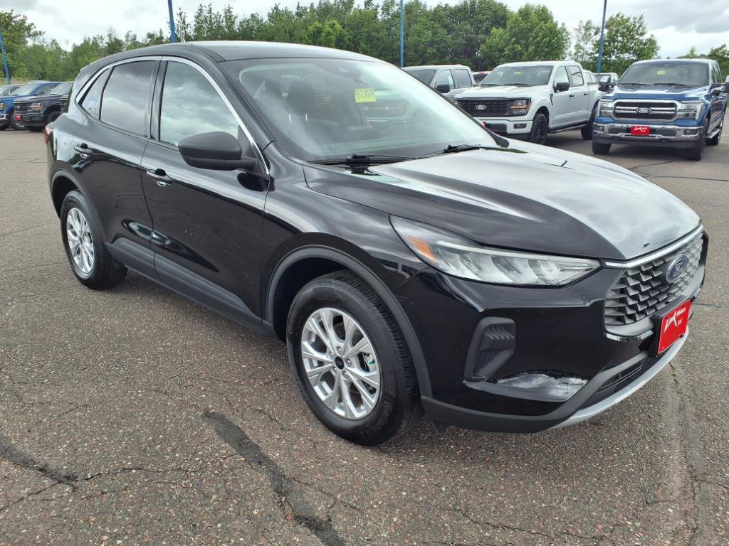 Used 2024 Ford Escape Active AWD/4WD image 8