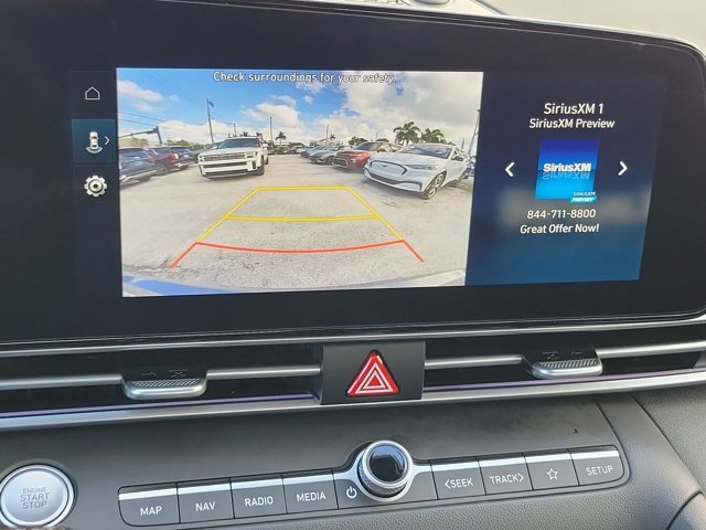 Certified 2025 Hyundai Elantra SEL image 24