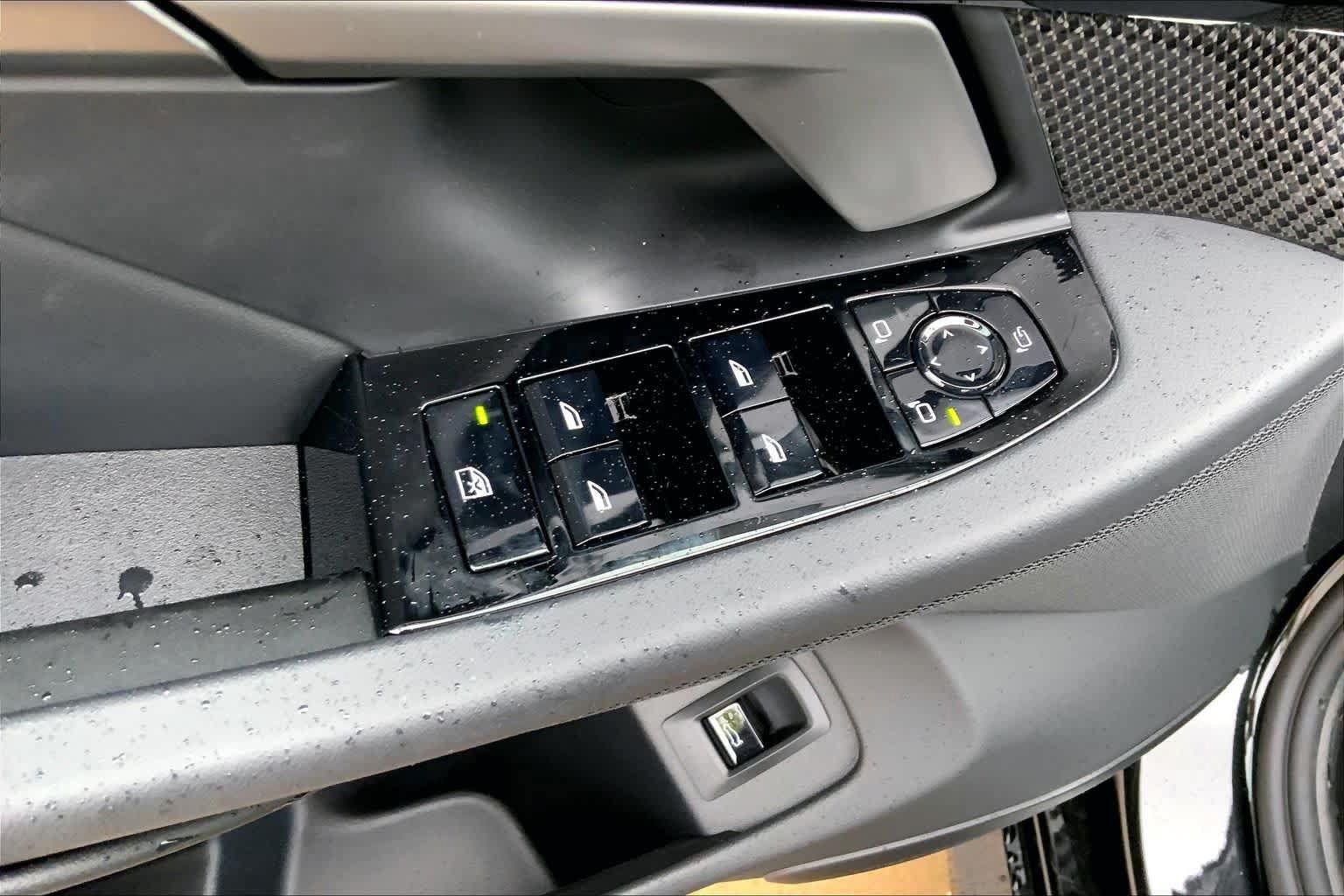 New 2026 BMW i5 M60 AWD/4WD image 18
