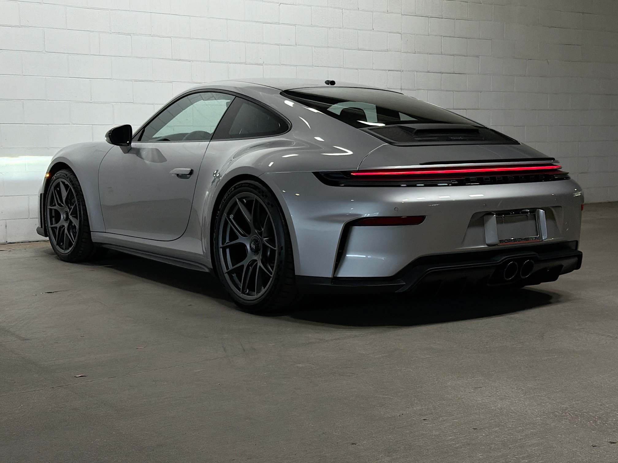 Certified 2026 Porsche 911 GT3 RWD image 3