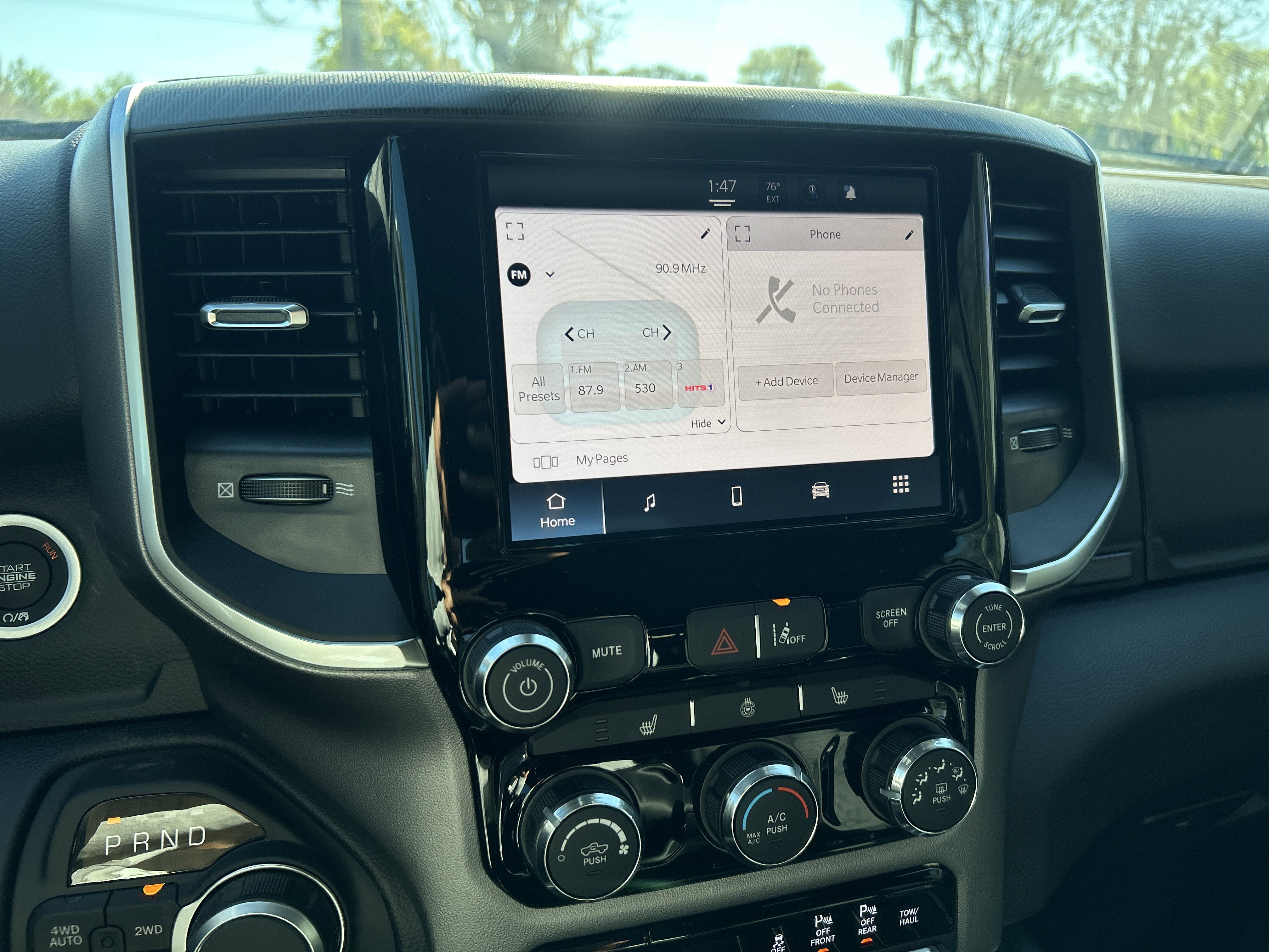 New 2026 RAM 1500 4x4 Crew Cab image 28