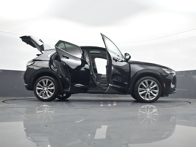 Used 2021 Buick Envision Avenir w/ Technology Package II AWD/4WD image 33