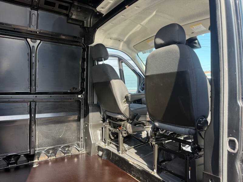 Used 2023 RAM ProMaster 2500 FWD image 11