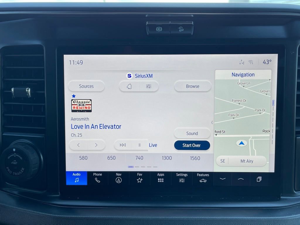 New 2026 Ford F350 Platinum w/ FX4 Off-Road Package image 9