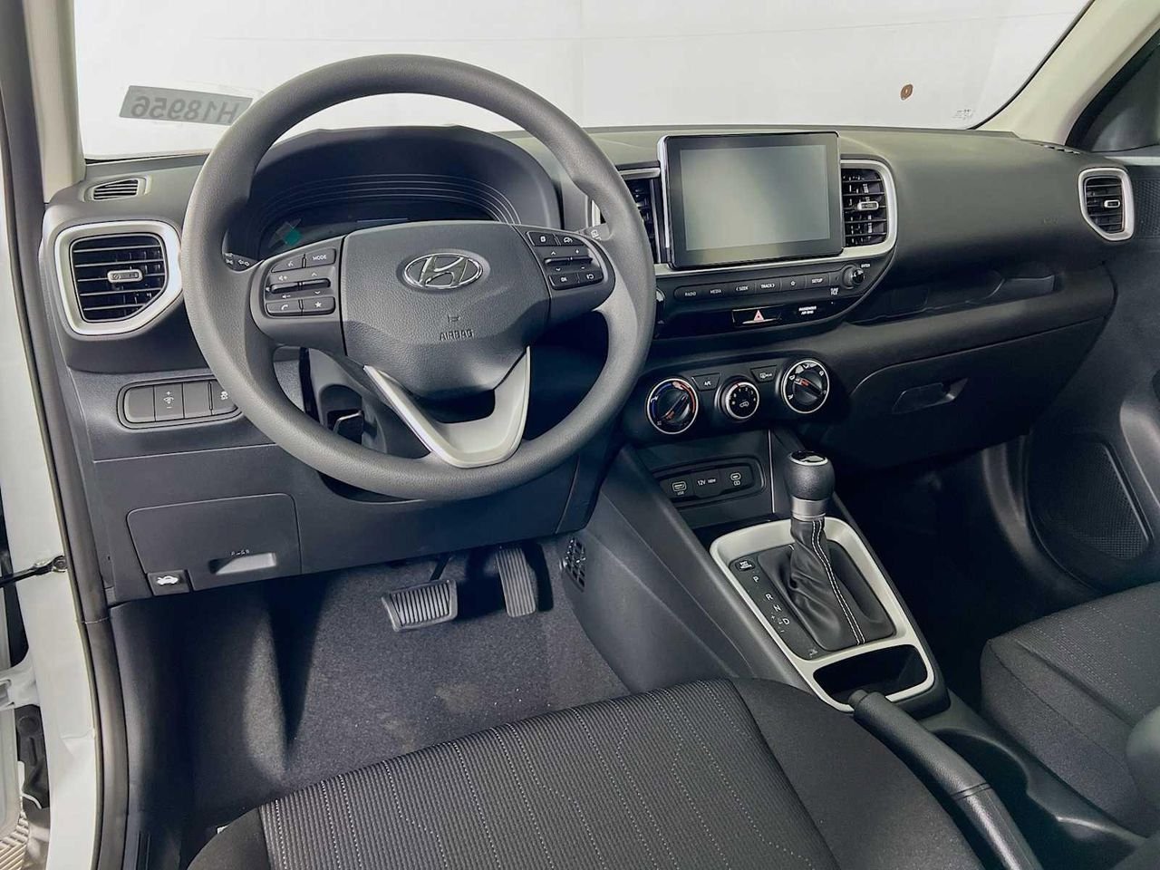 New 2026 Hyundai Venue SE FWD image 7