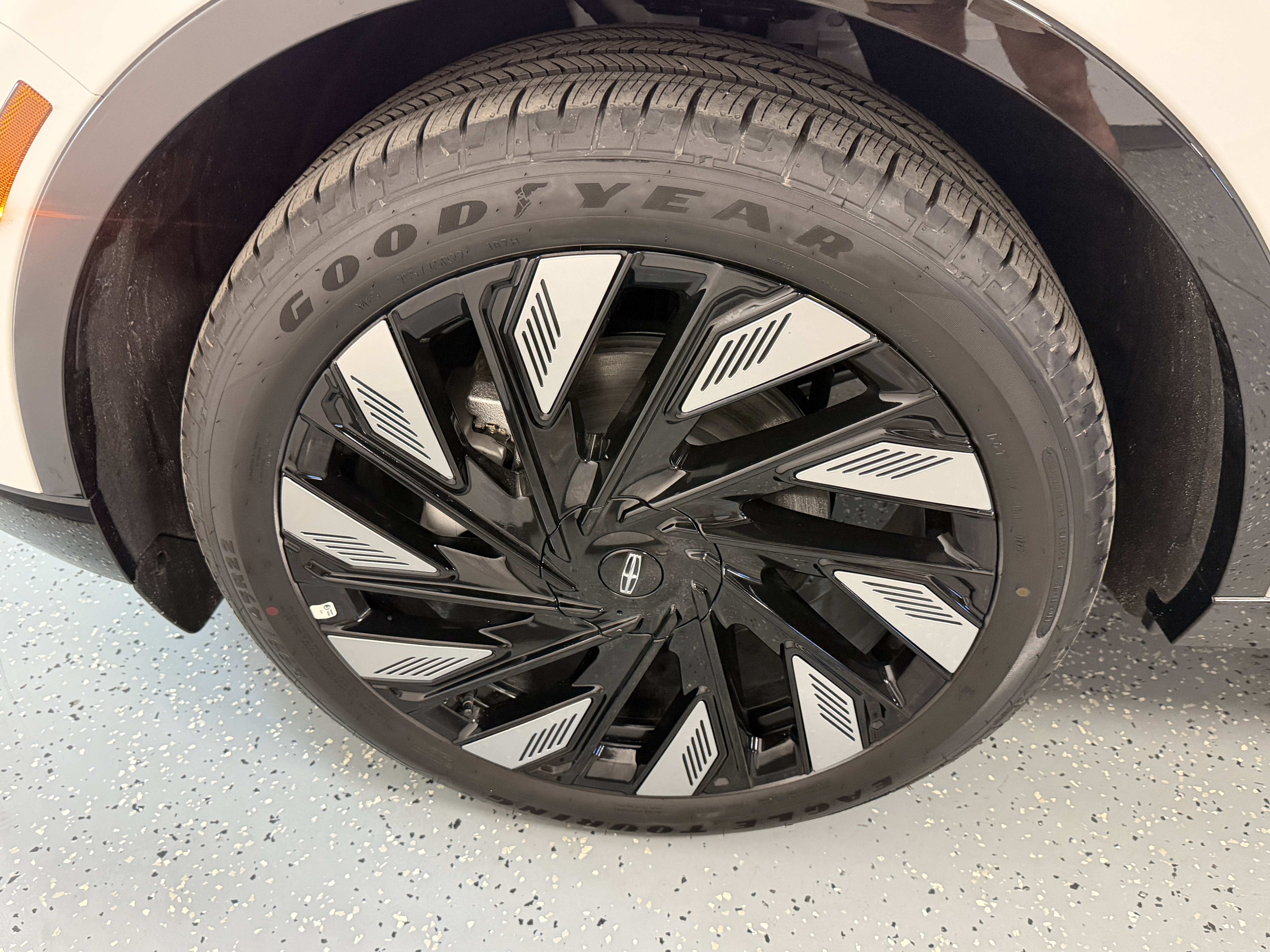 New 2026 Lincoln Nautilus Reserve w/ Jet Appearance Package AWD/4WD image 29