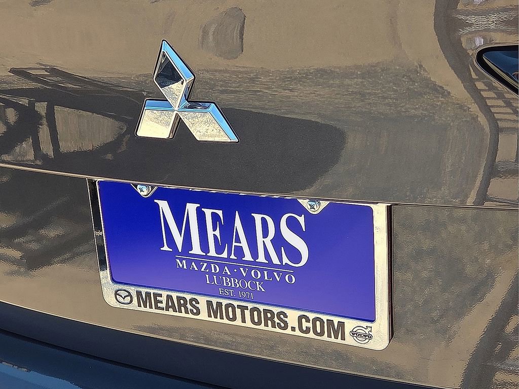 Used 2025 Mitsubishi Outlander SE image 14